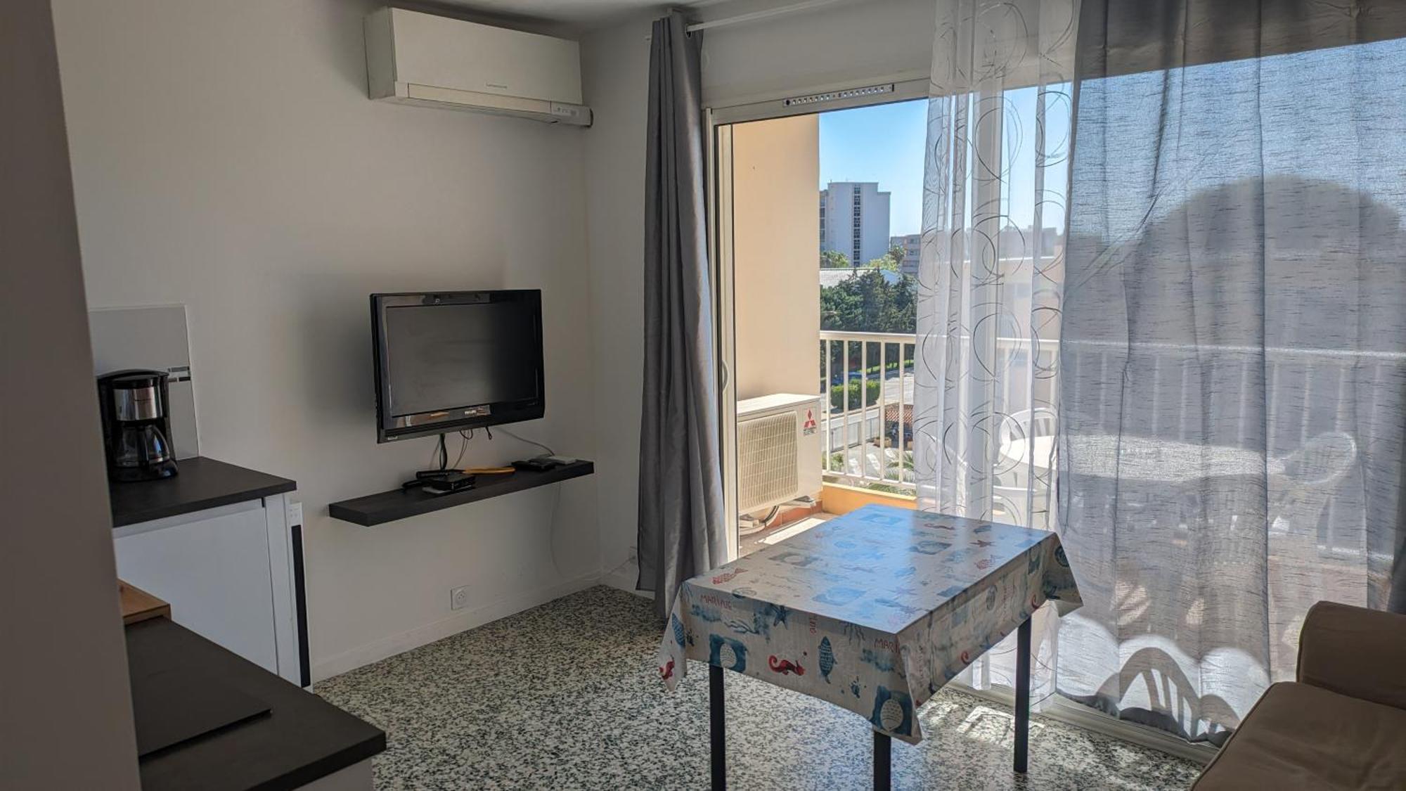 Studio Avec Coin Nuit, 100 M De La Mer เลอลาวองดูว์ ภายนอก รูปภาพ